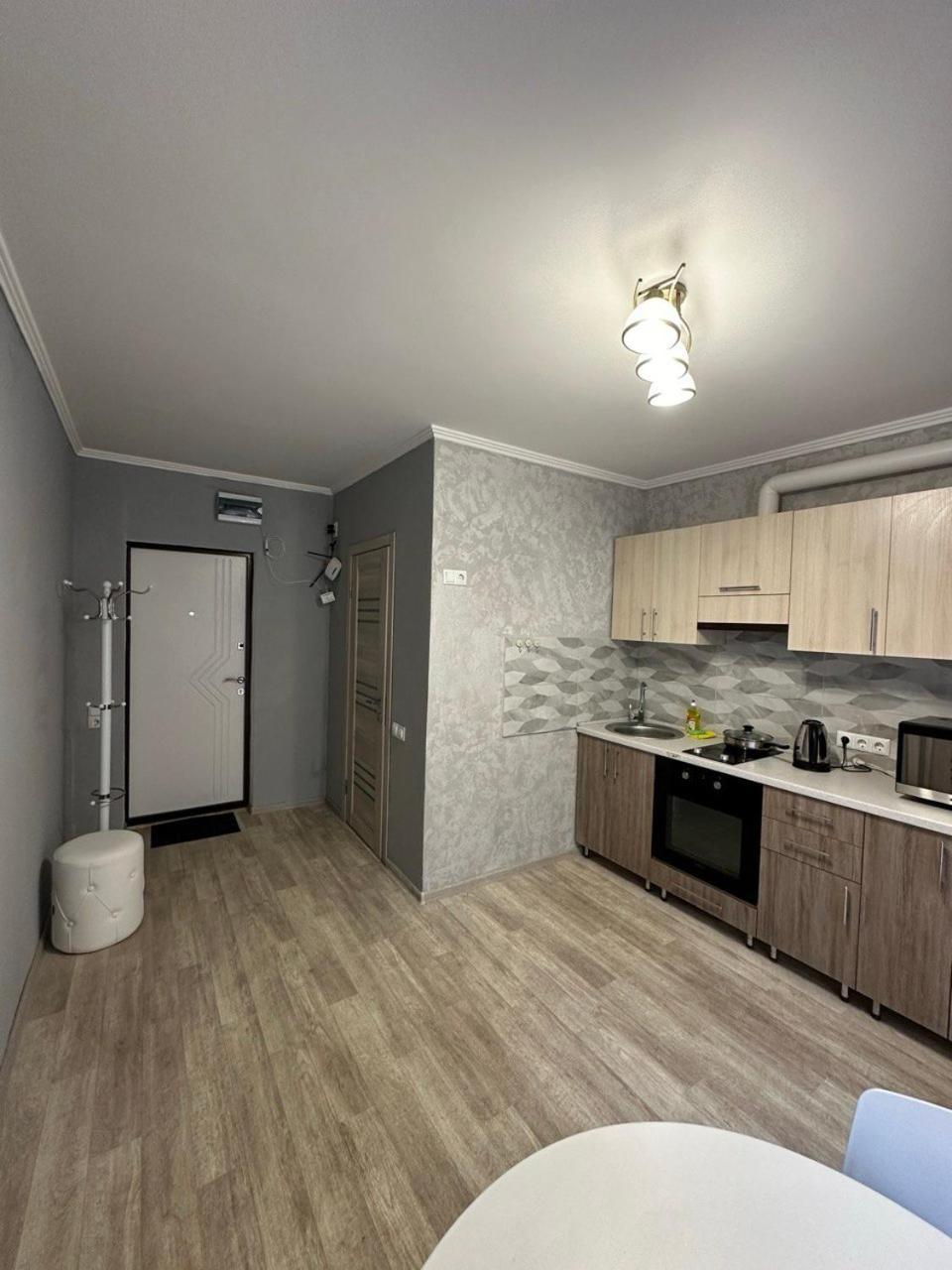 Prospekt Peremogu 10B Apartment โครโปนิตสกี ภายนอก รูปภาพ